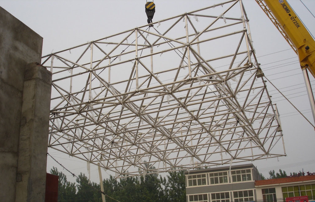 塔城不锈钢门头网架安装